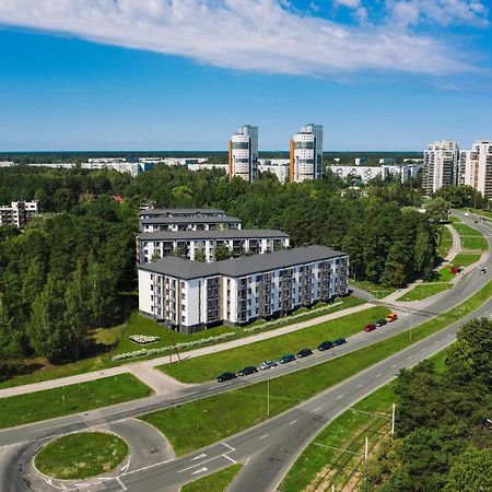 Cozy 2-Bedrooms Apartment In A New Complex Near The Airport And The Center Рига Экстерьер фото